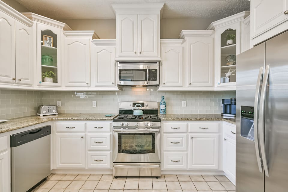 Cook, dine, and entertain in style!