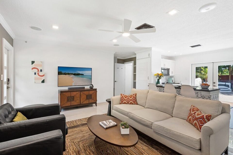 A BRIGHT AND COZY INTERIOR IS DESIGNED WITH OUR GUEST IN MIND TO PROVIDE THE MOST COMFORTABLE AND ATTRACTIVE SPACES TO UNWIND AND RELAX. SMART TVS PROVIDED WITH ACCESS TO NETFLIX, YOUTUBE & OTHERS