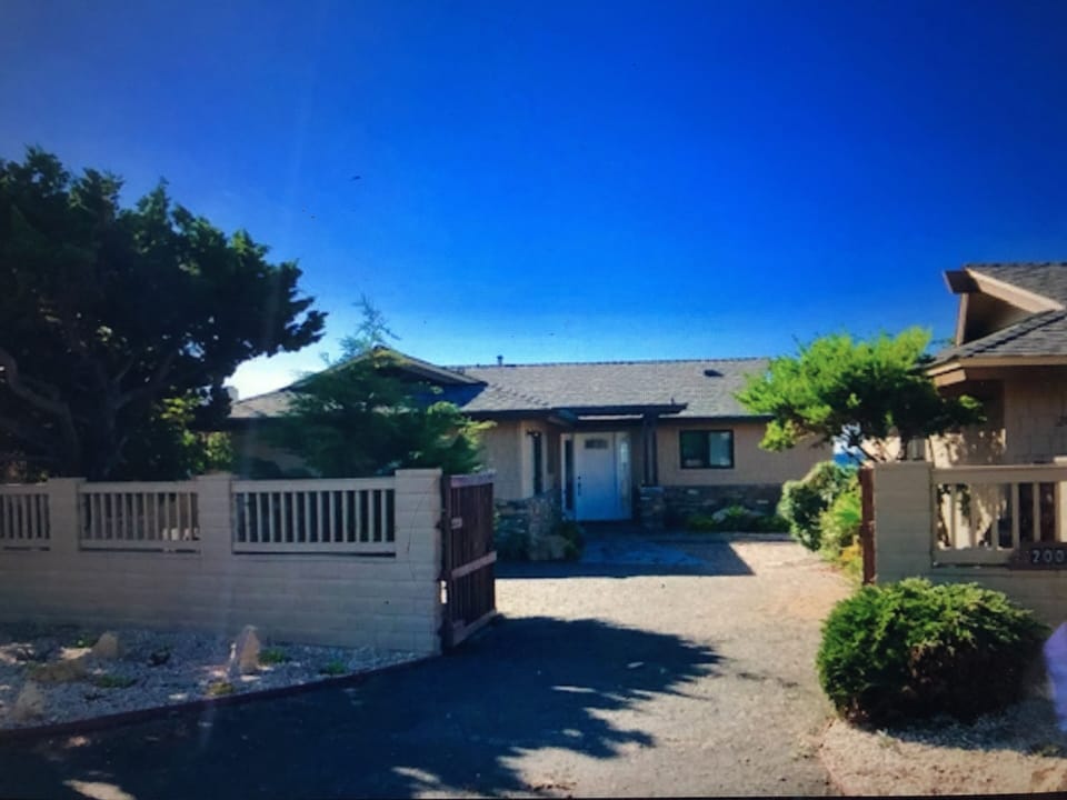 2023 Sherwood Dr., Cambria, California