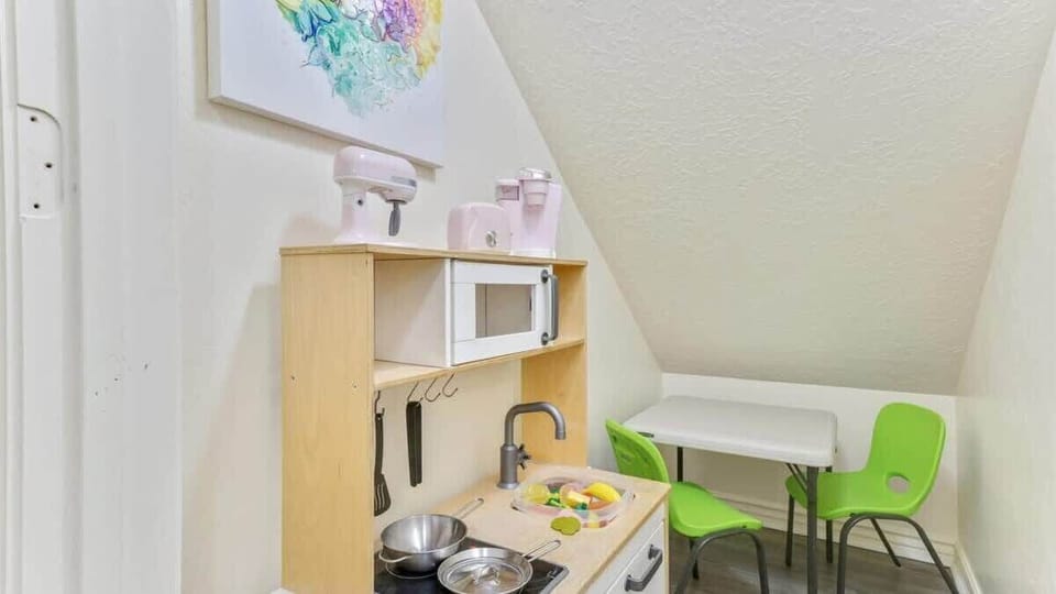 Kids Play room