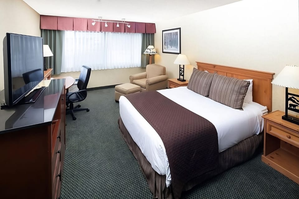 Relax after adventures in a quiet room with lounge chair.