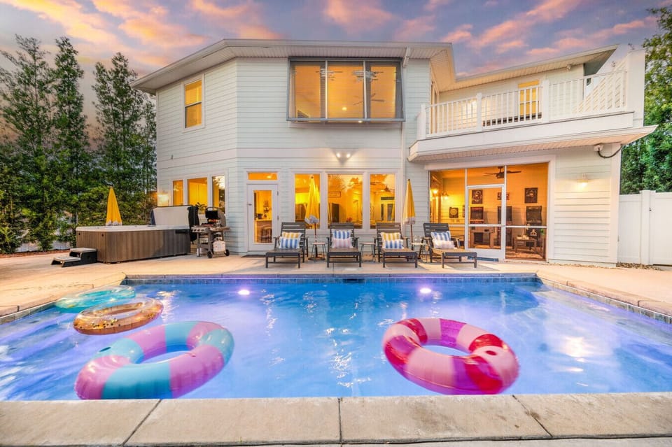 Evening by the pool