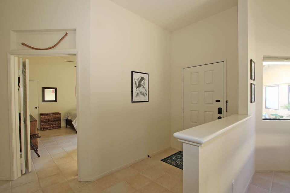 Entrance/ Exit