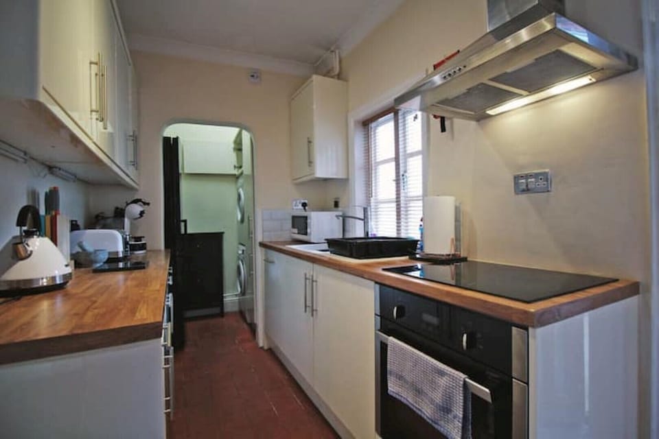 Well equipped kitchen.