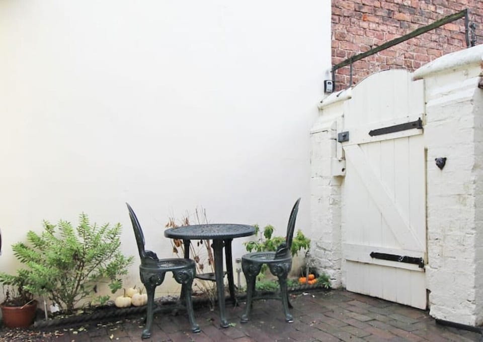 Some outdoor space with this little courtyard.