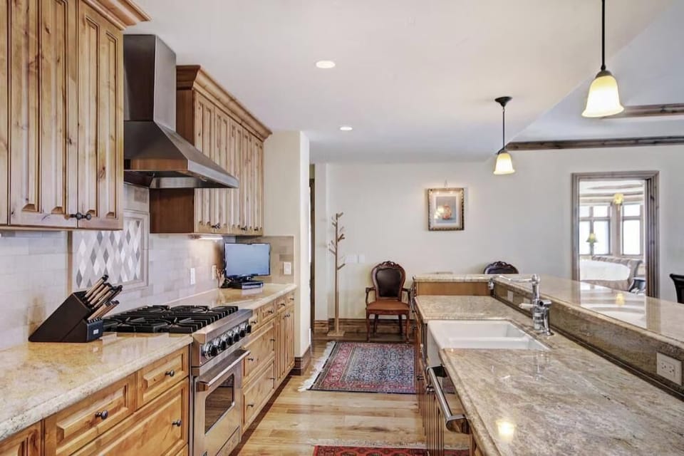 3 Bedroom Residence