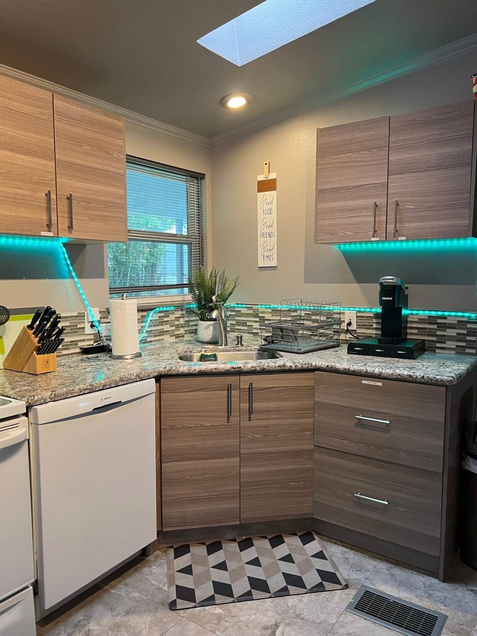 Kitchen Sink