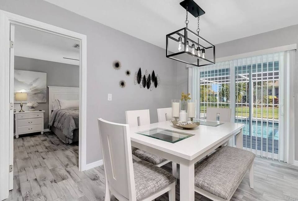 Dining Area For 6 With Sliding Door To Pool Area