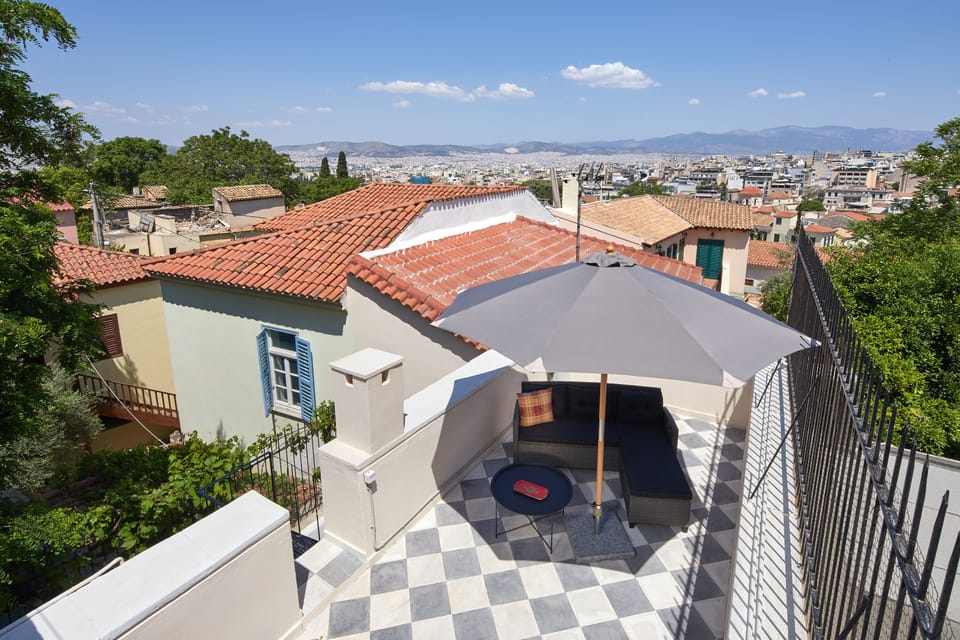 Move life outside on the al fresco dining area.