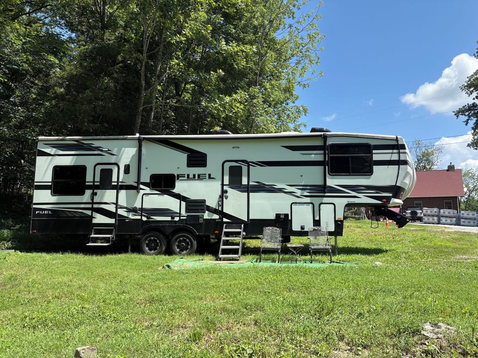 Rv facing the woods