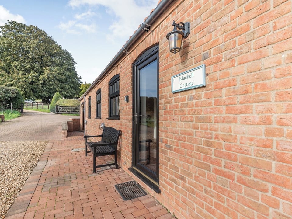 Exterior | Bluebell Cottage - Poachers Hideaway, Belchford