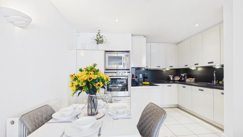 Minarvon - 2 Bedroom Apartment - Saundersfoot (28441)