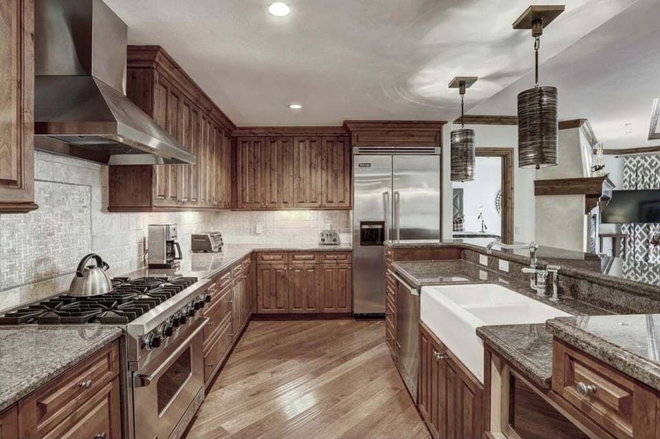 Kitchen - The Arrabelle at Vail Square