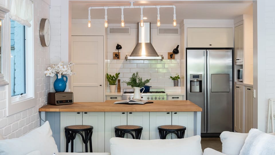 Main kitchen 