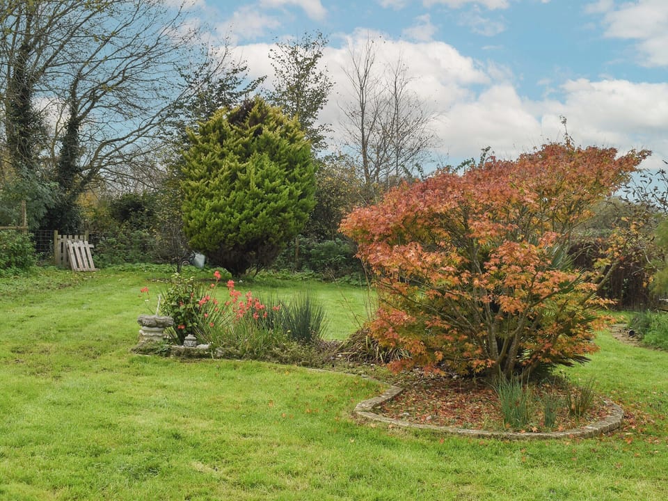 Garden | Yaverland Beach House, Sandown