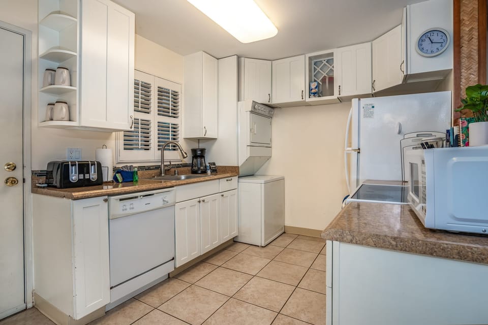 Dishwasher, washing machine & dryer 