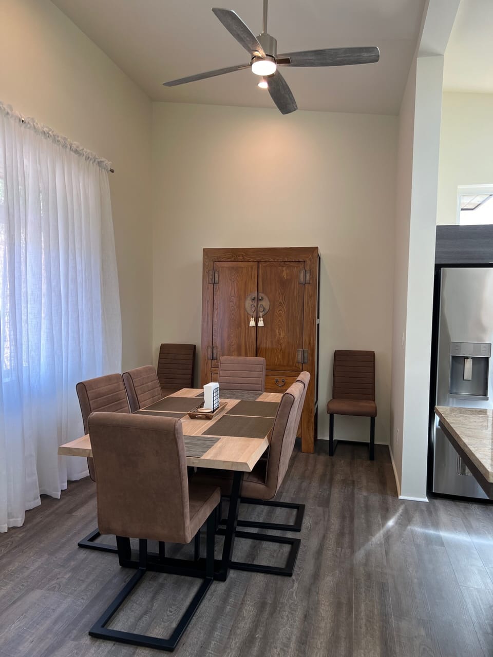 3rd Floor - Dining Room 