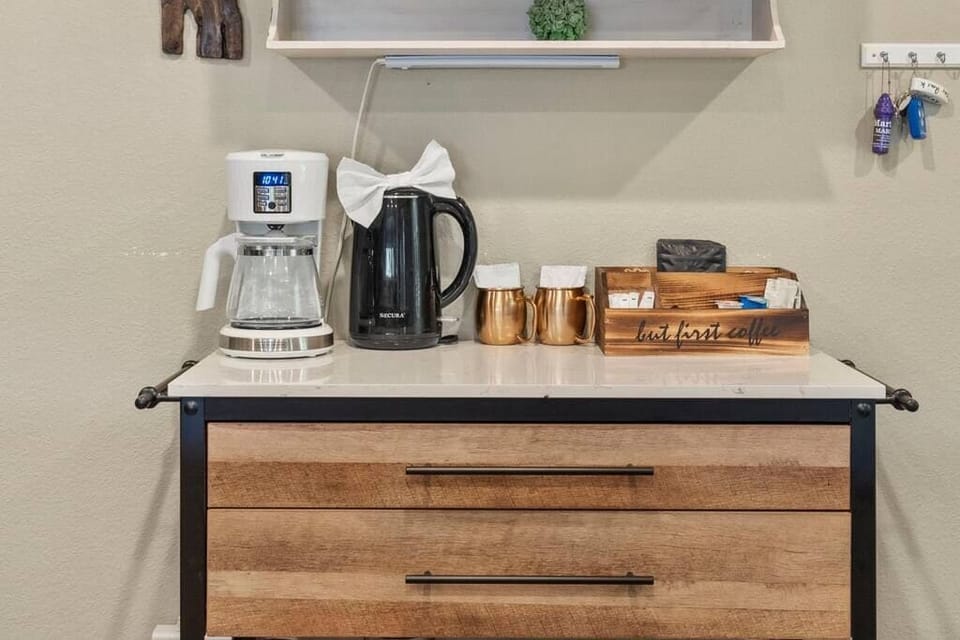 Coffee and tea provided