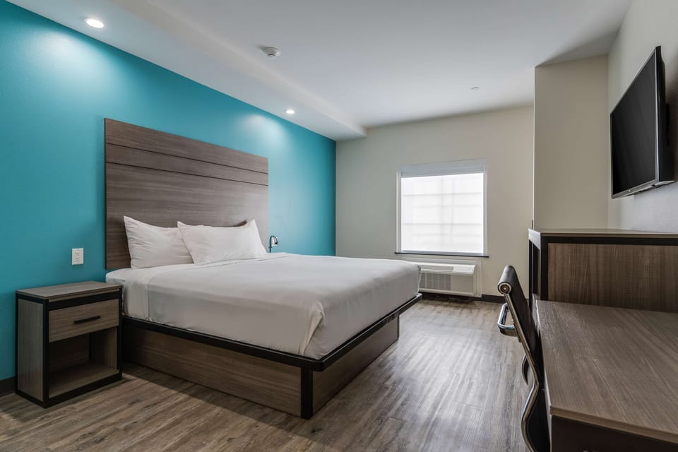 Unwind after exploring with a crisp bed and streaming TV.
