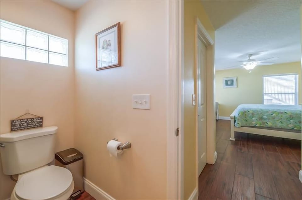 1st floor Primary Suite