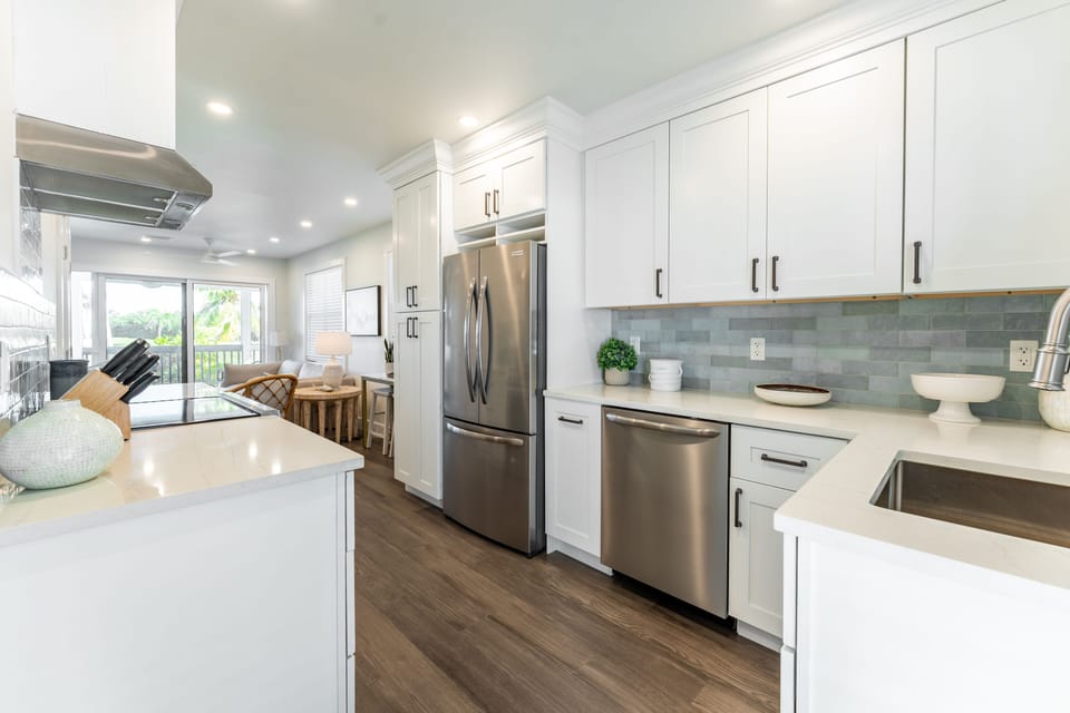 Spacious kitchen is easy to keep stocked with convenient grocery shopping just 10 minutes away.