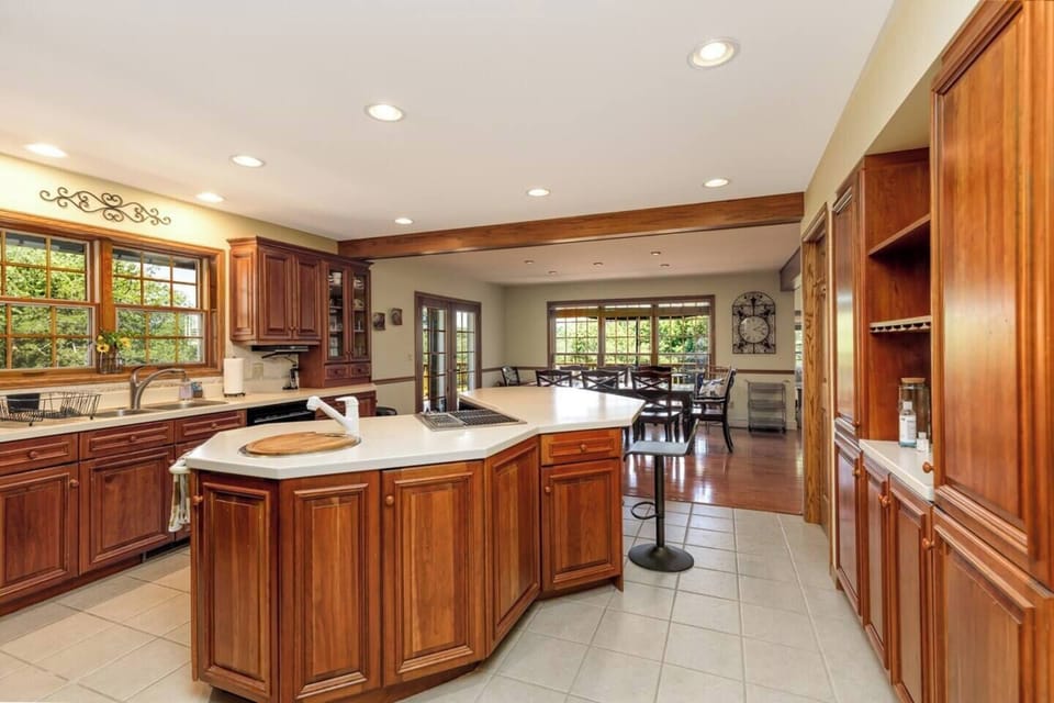 Cook up a great meal in the kitchen on the main level facing toward the lake.  Enjoy snacks and conversation around the awesome kitchen island.