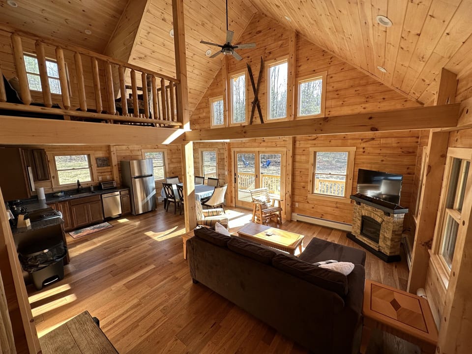 Open concept living/dining/kitchen area