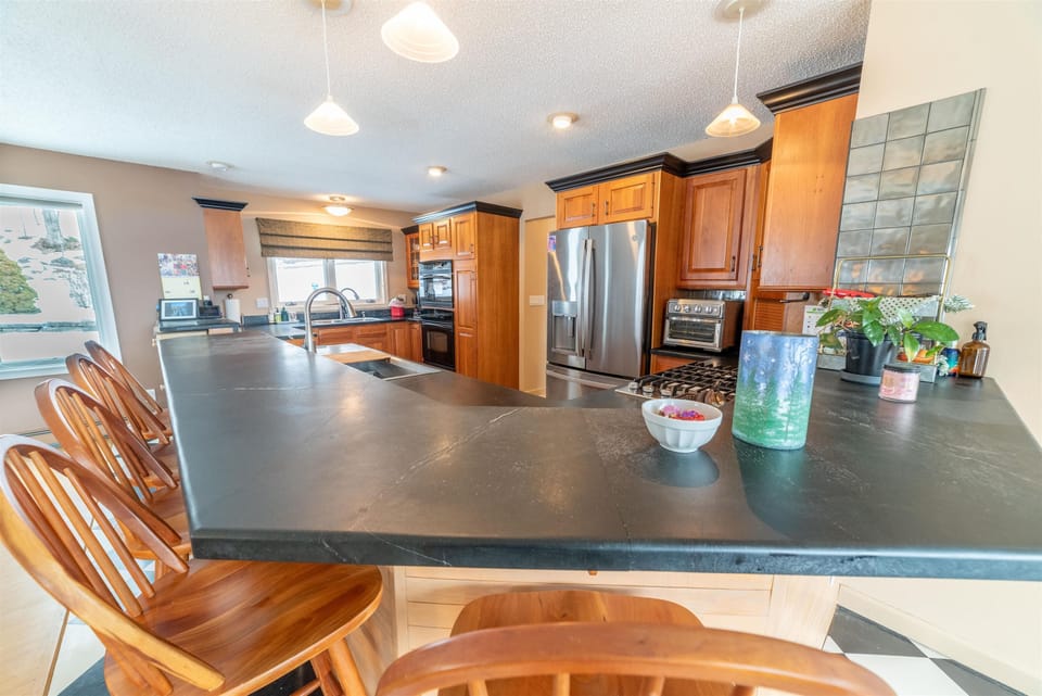 Beautiful kitchen all appliances provided