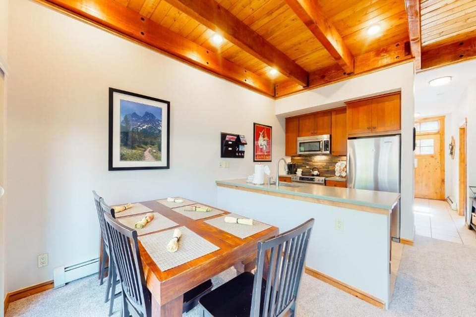 Updated kitchen and dining