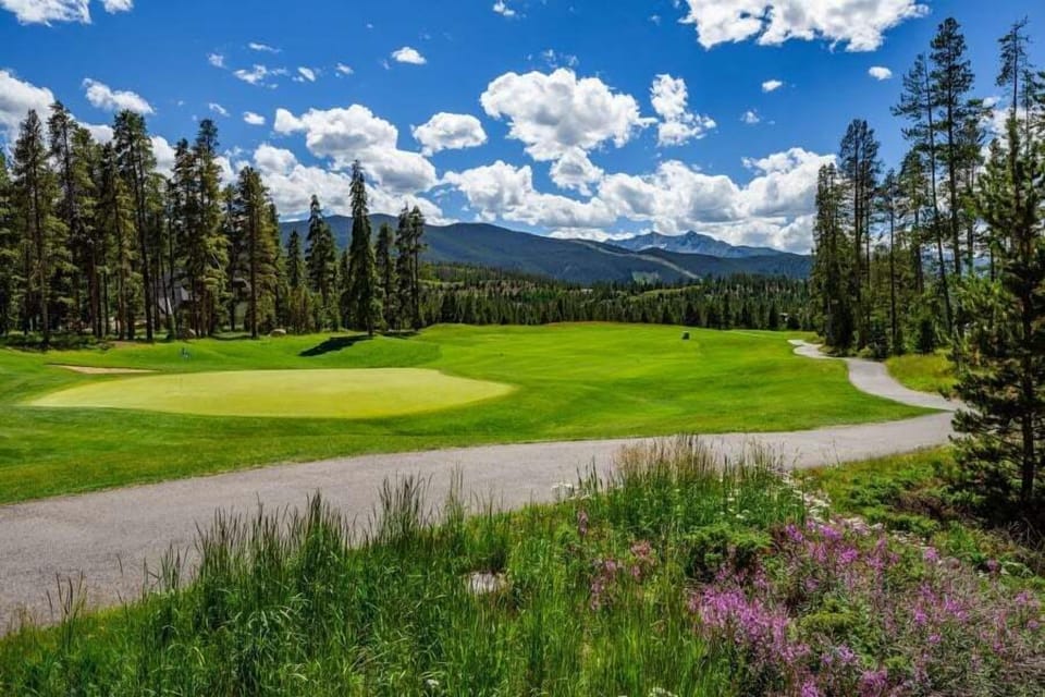 Keystone Golf Course - a short drive away