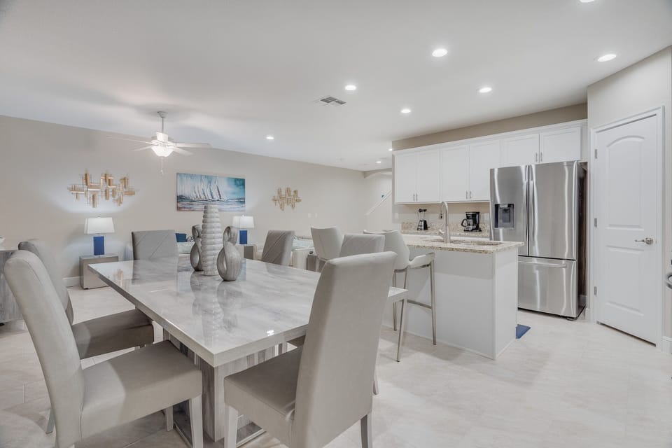 Large Dining area with adjacent bar stools for extra seating