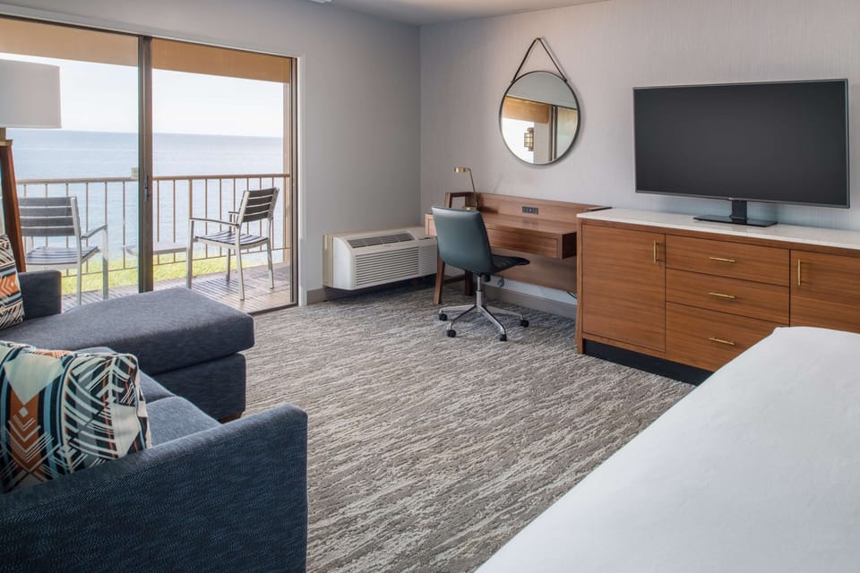 Wake up to ocean breezes and step onto your balcony.