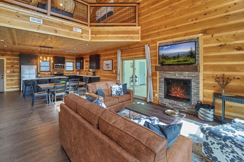 Open Concept Living Room, Dining Room and Kitchen, with Access to the Indoor Heated Pool!