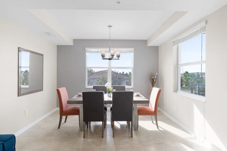 Dining Room#Disney #Parks #kingdom #springs #StoreyLake #Apartment #Vacation #Rental #waterpark #Kissimmee #Orlando #universal #citywalk