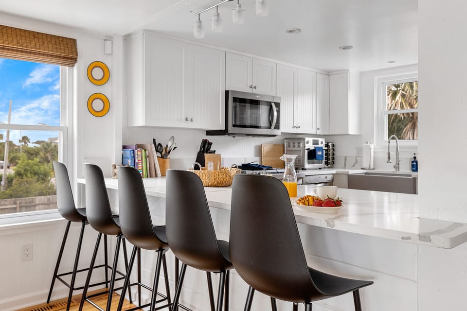 Sandy Dog Beach House | Beach Access