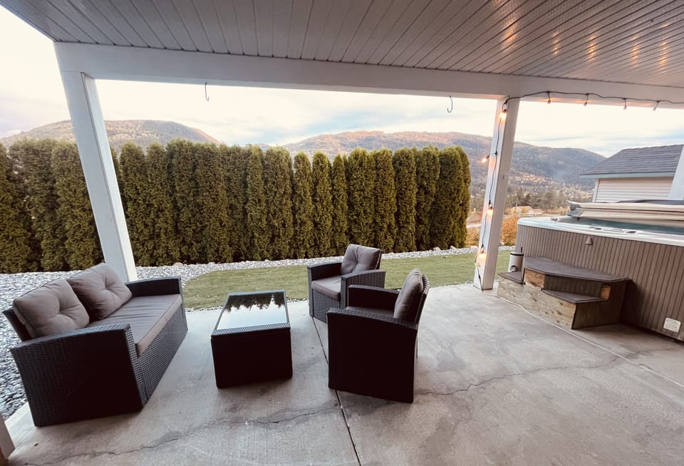 Exterior Sitting Area / Patio