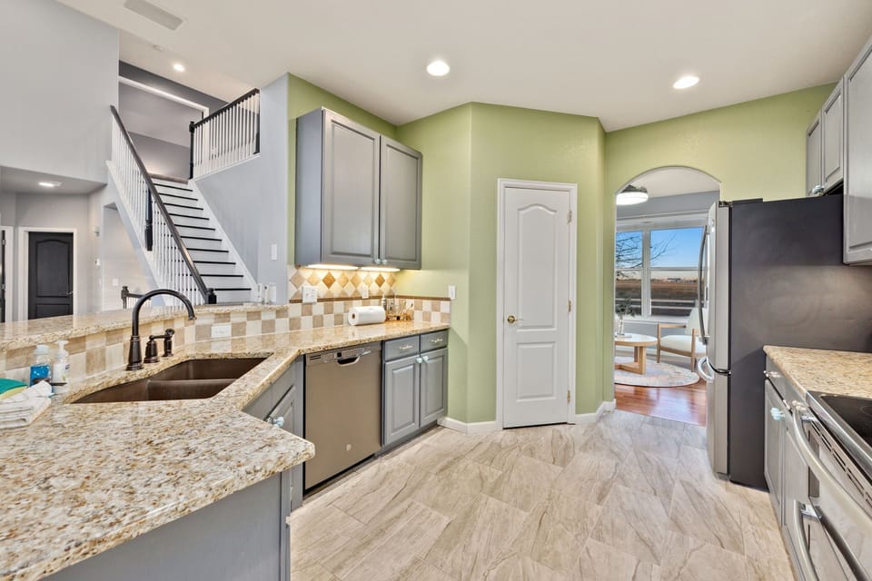 Chef's Kitchen | Stainless Steel Appliances