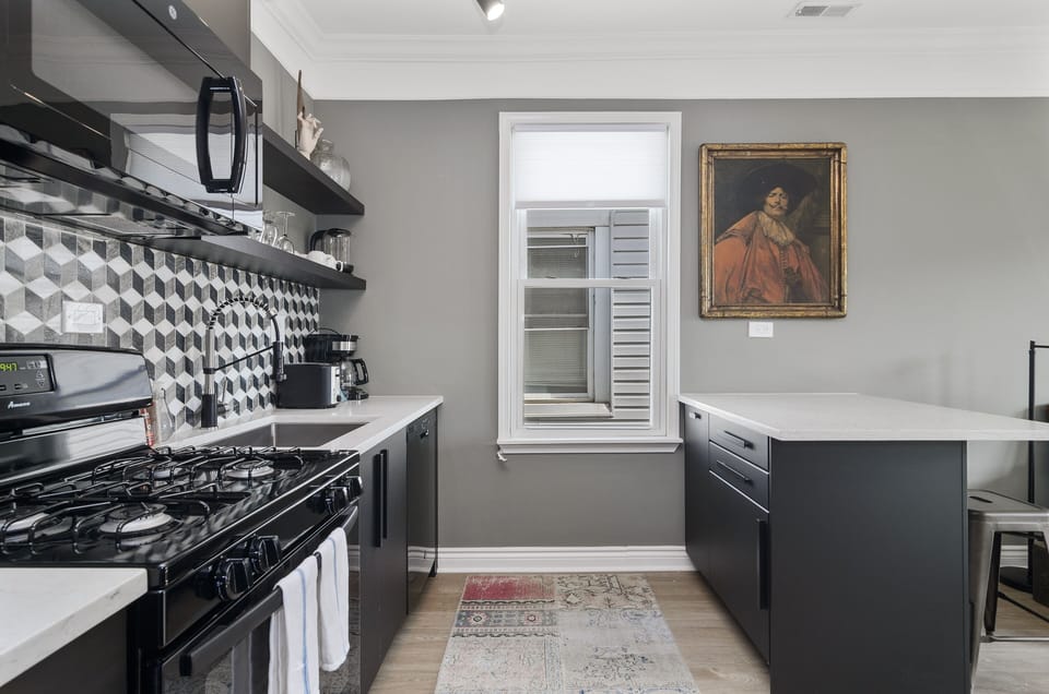 Home Decor, Indoors, Flooring, Shelf, Room