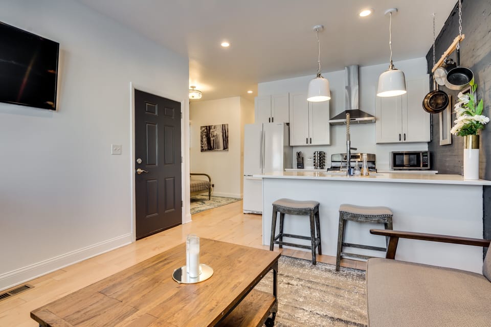 Hardwood, Flooring, Room, Indoors, Furniture