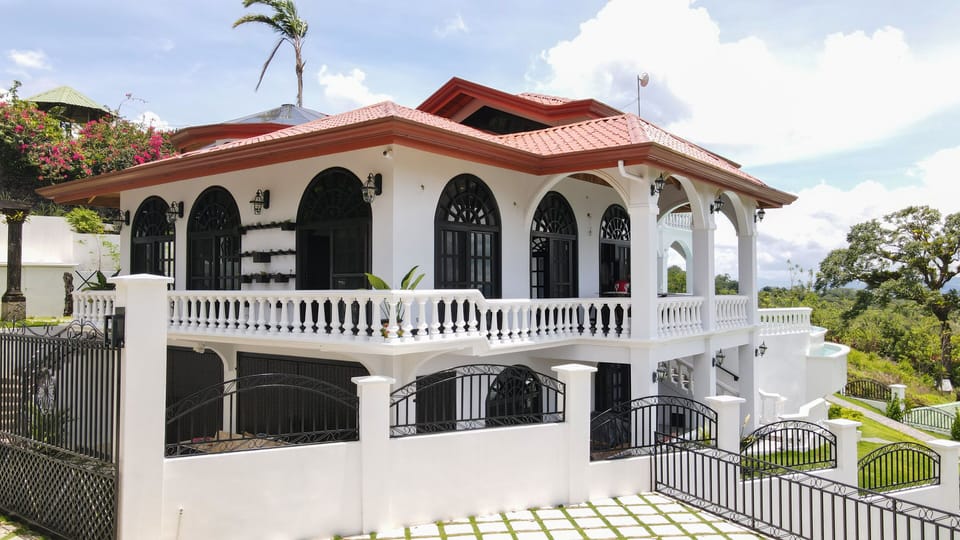 Overview of property with 2 parking spaces on right side of the garage 
