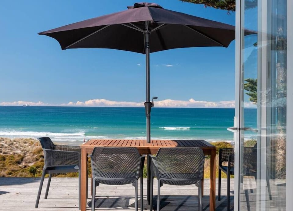 Beautiful uninterrupted ocean and beach views 