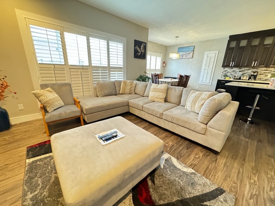 Living Room - another view