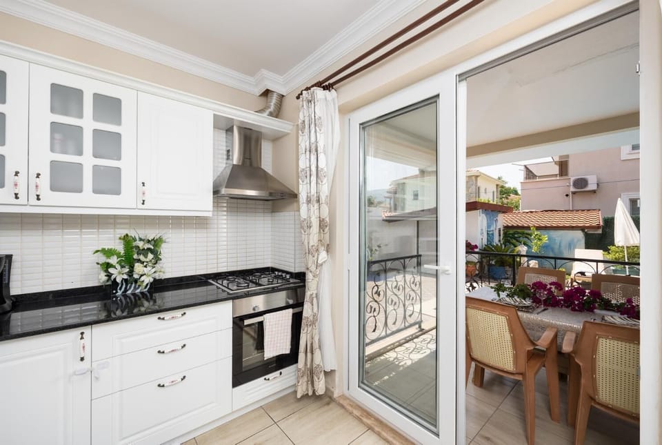 Equipped kitchen