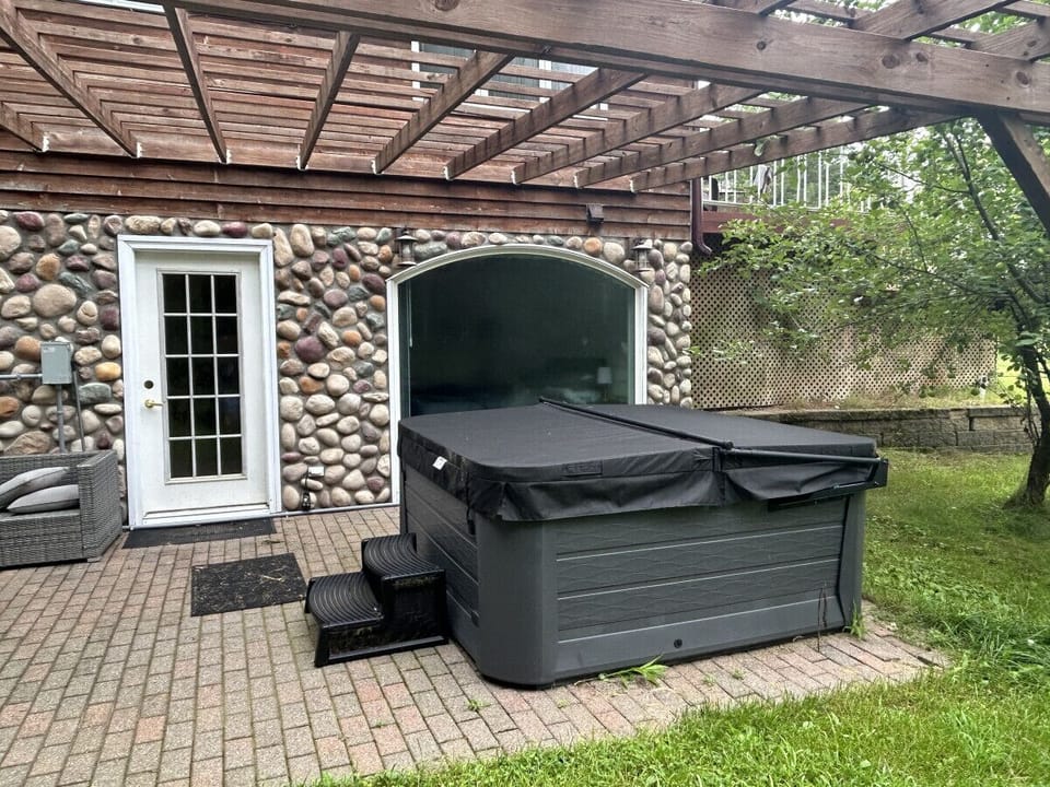 Outdoor Hot Tub