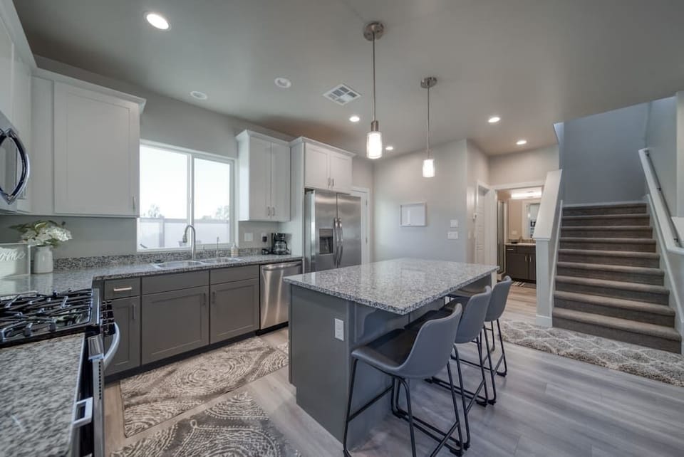 Kitchen (1)