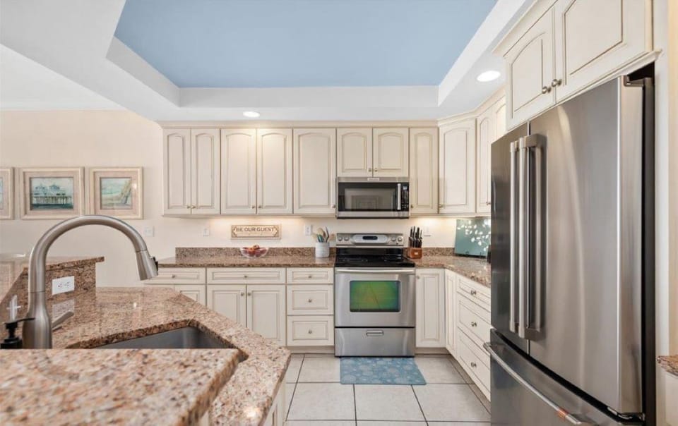 Kitchen (1)
