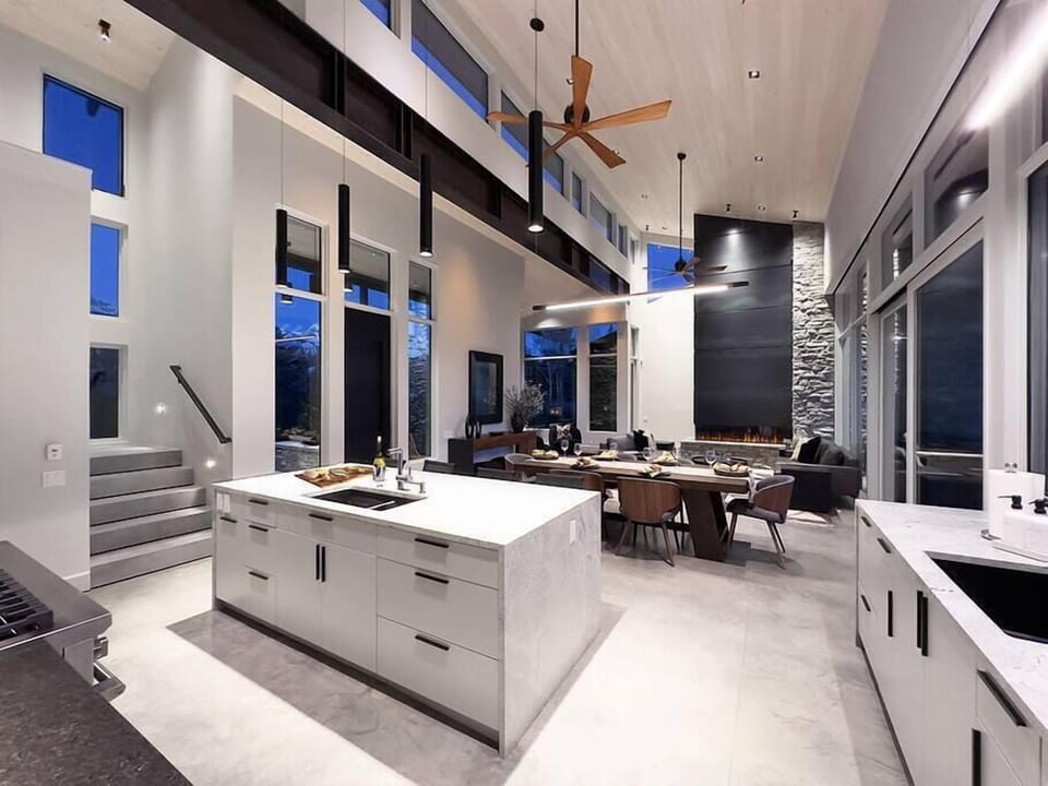 Open floorplan on main level
