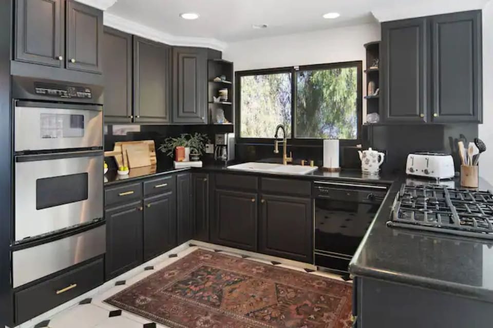 Fully stocked kitchen with coffee maker, Vita Mix blender Breville mixer & more