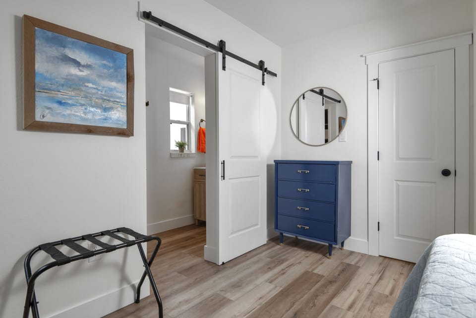 Bedroom 2 has en-suite shower room 