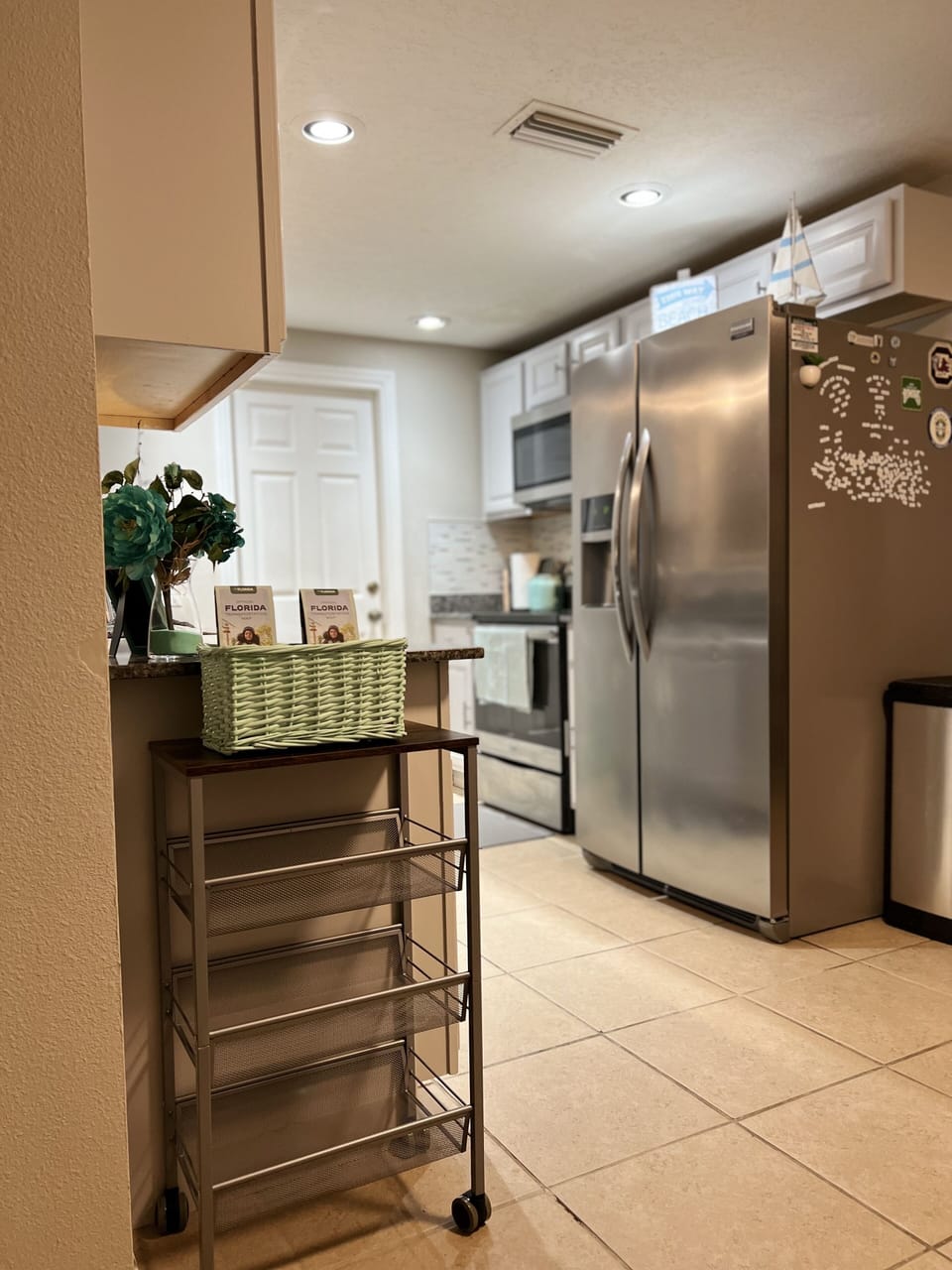 Coral reef cottage, coastal theme, Florida gulf vacation home, beach, parks, sun